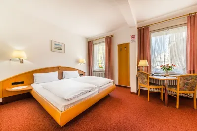 Hotel Goldener Sternen Các khách sạn gần Konstanz Hafen