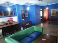 Lippo Condominium Pantai Carita by Yayin Hotel a Labuan