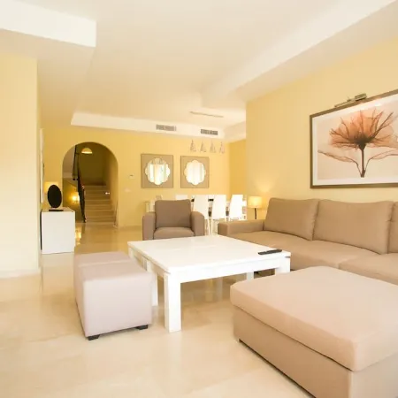 Villas Altos de Marbella