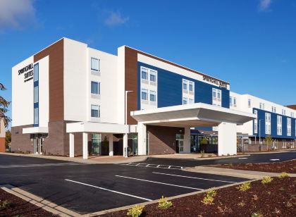 SpringHill Suites Medford Airport