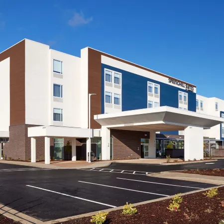 SpringHill Suites Medford Airport