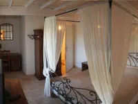 Mas Dansavan Chambres d'hôtes Hotels in Cabrières-d'Avignon