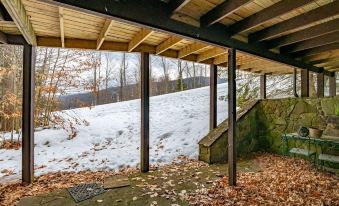 Dew Drop Inn