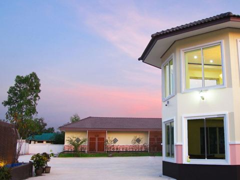 Baan Maesot Boutique Resort