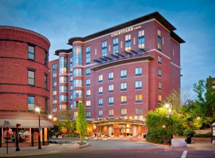 Courtyard by Marriott Boston Brookline