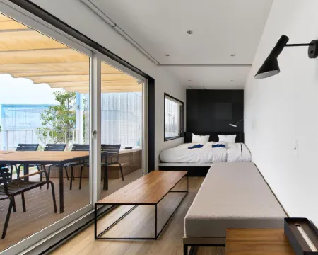 Wharf&CO. Hotels in Himi