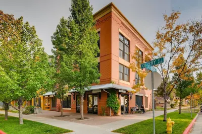 Old Town Loft Oasis with Amazing Rooftop Deck! Hotels near Poudre Landmarks Foundation