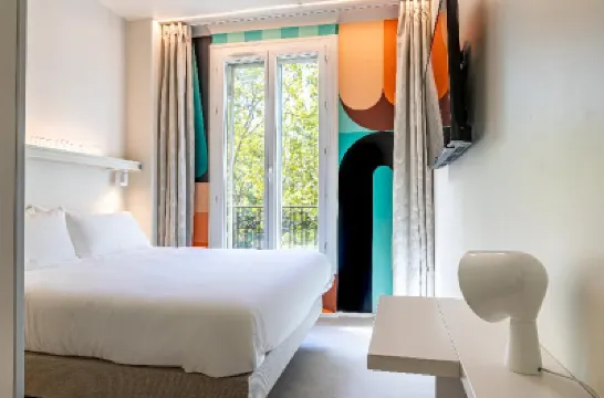 Graphik Montparnasse Hotel dekat Stasiun Metro Vavin