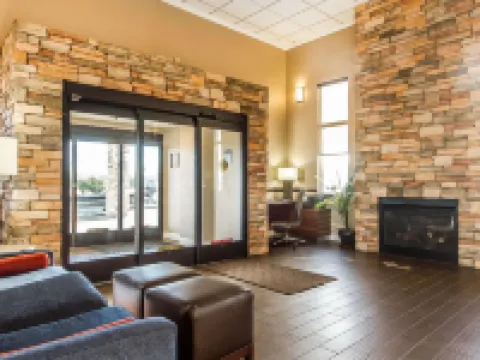 Comfort Inn & Suites Redwood Country Hoteles en Fortuna