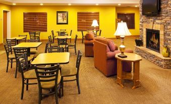 Holiday Inn Express & Suites Weston