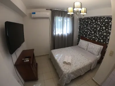 1080 Apartments