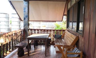Sriwipa Hill Khao Kho - Housity