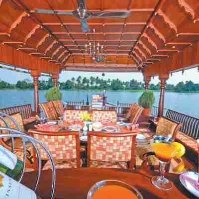 Sterling House Boat Lake Palace Alleppey Dining/Meeting Rooms