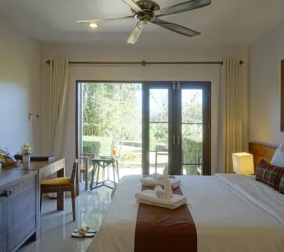 ห้องซูพีเรียร์ เตียงใหญ่ 1 เตียง