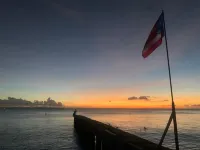 Aguadilla Sunset Apt with electricity water AC WIFI 8 minute walk from Crashboat