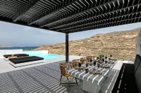 Ftelia Black Villas Hotels in Міконос
