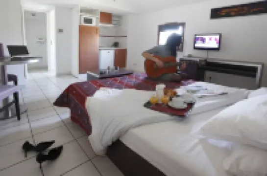 Adonis Carcassonne Résidence la Barbacane