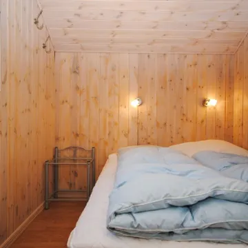 "Laurentia" - 800m from the Sea