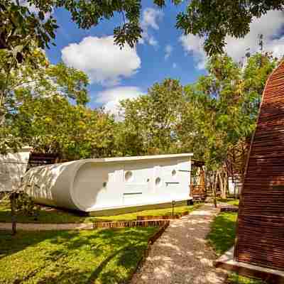 Mia Bacalar Luxury Resort & Spa Hotel Exterior