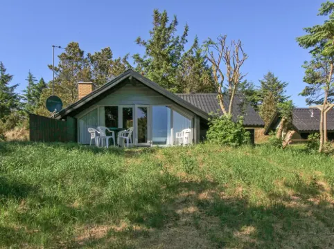 "Ernst" - 700m from the Sea