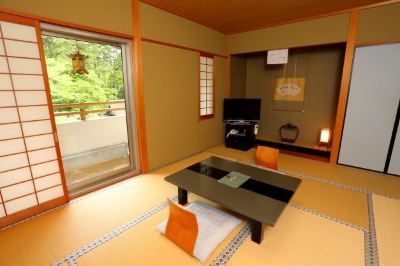 Japanese-Style Room