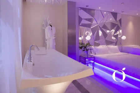 Orange Hotel (Qingdao Haier Road Shilaoren Bathing Beach)