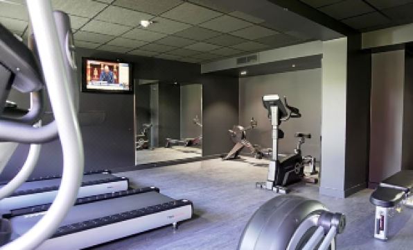 Golden Tulip Roissy Saint Witz