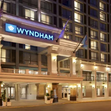 Wyndham Boston Beacon Hill Отели рядом с достопримечательностью «Парк Бостон-Коммон»