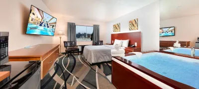 Grand Marquis Waterpark Hotel & Suites