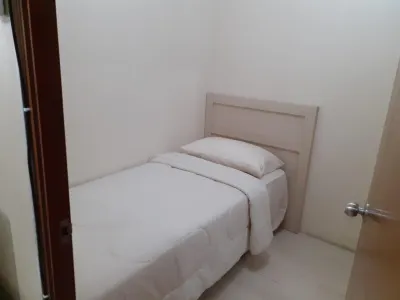 Gateway Apartment Cicadas by DB Property Hotels in Batang