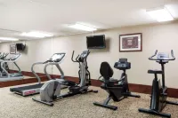 Baymont by Wyndham Clarksville Northeast - Gym