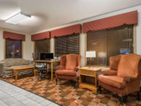 Days Inn by Wyndham Muncie -Ball State University Hotels in Muncie