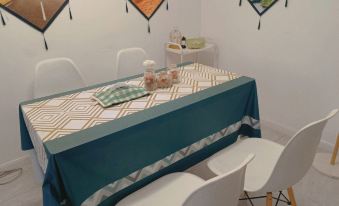 Dongning Guanjia Homestay (Taoshan Road)