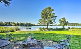 Lakefront Home w/ Kayaks by Alexandria + Ski Area!