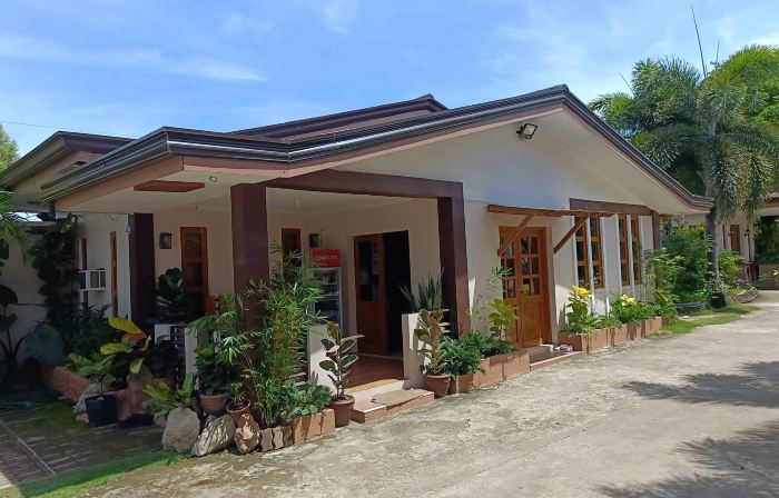 Baywalk Garden Pension House