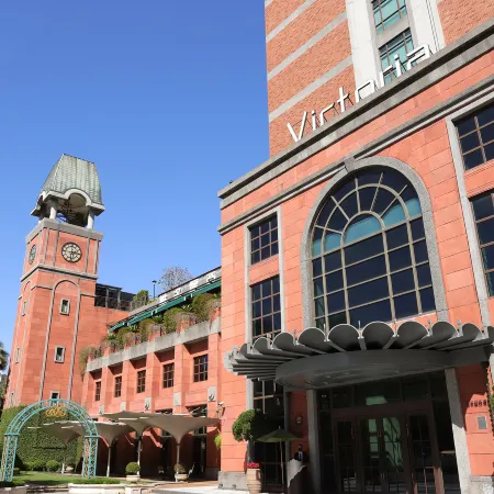 Grand Victoria Hotel