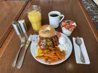 Staybridge Suites GREAT FALLS by IHG - breakfast
