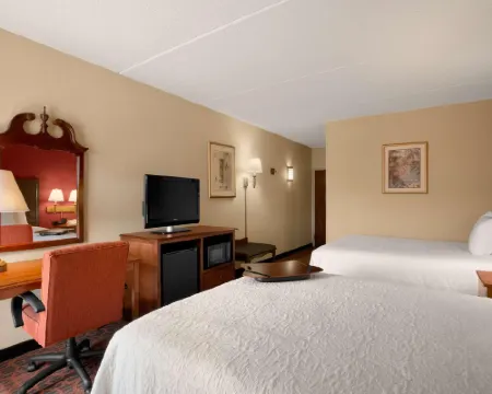 Hampton Inn Erie-South Hotels in Summit Township