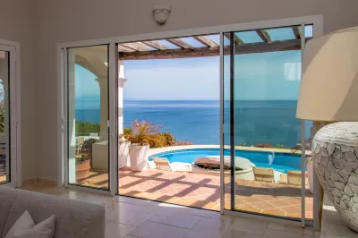 Magnificent Villa Near Sotogrande Exceptional View Hotels in der Nähe von Nilva ENOTURISMO SL