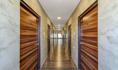 Seven A Luxuary Hotel Ecil Hotel a 