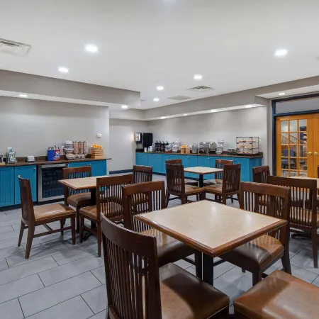 Country Inn & Suites by Radisson, Cincinnati Airport, KY