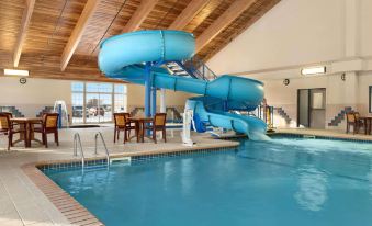 Country Inn & Suites by Radisson, Duluth North, MN