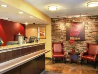 Red Roof PLUS+ Atlanta - Buckhead Hotels in Brookhaven