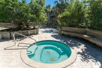 Hibiscus A103 [2/2] Free Activities Oceanfront Wifi 3 Pools