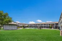 Rodeway Inn Conference Center Hotels in Beaumont