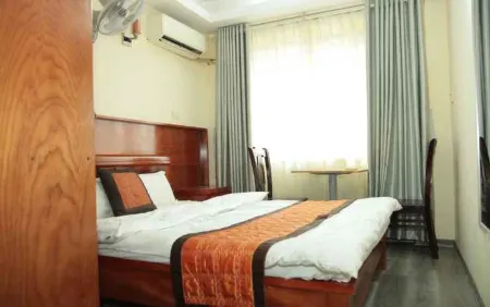 Simple Hostel