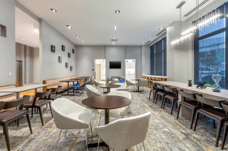 Residence Inn Providence Downtown Отели рядом с достопримечательностью «Парк Роджер Уильямс»