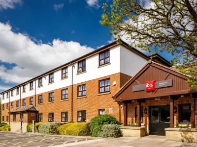 Ibis Wakefield East-Castleford Hotels near Featherstone