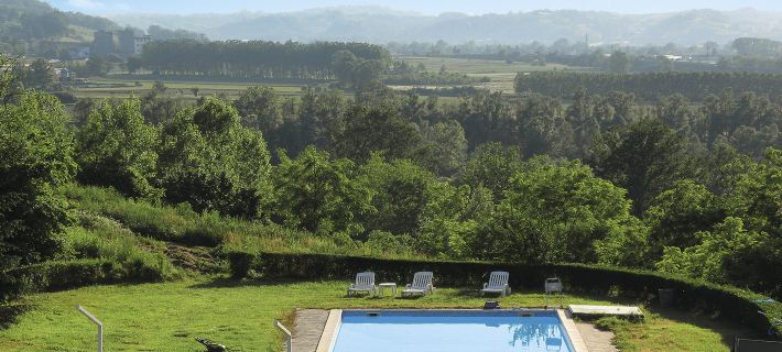 Paolo Hotels in Asti
