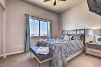 3 Mi to Lake Powell: Pet-Friendly Page Home - spa